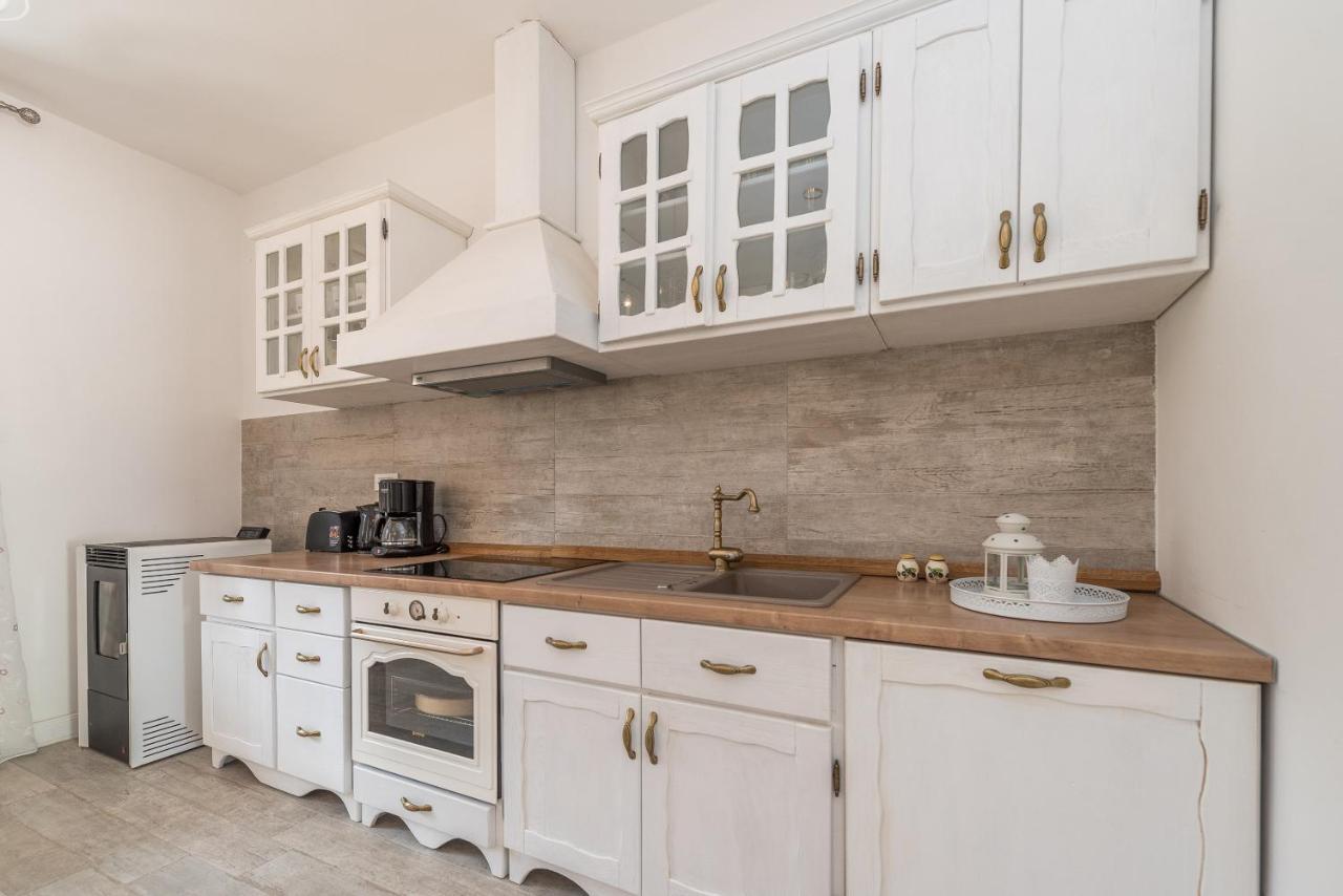 Marica Villa Tkon Ngoại thất bức ảnh